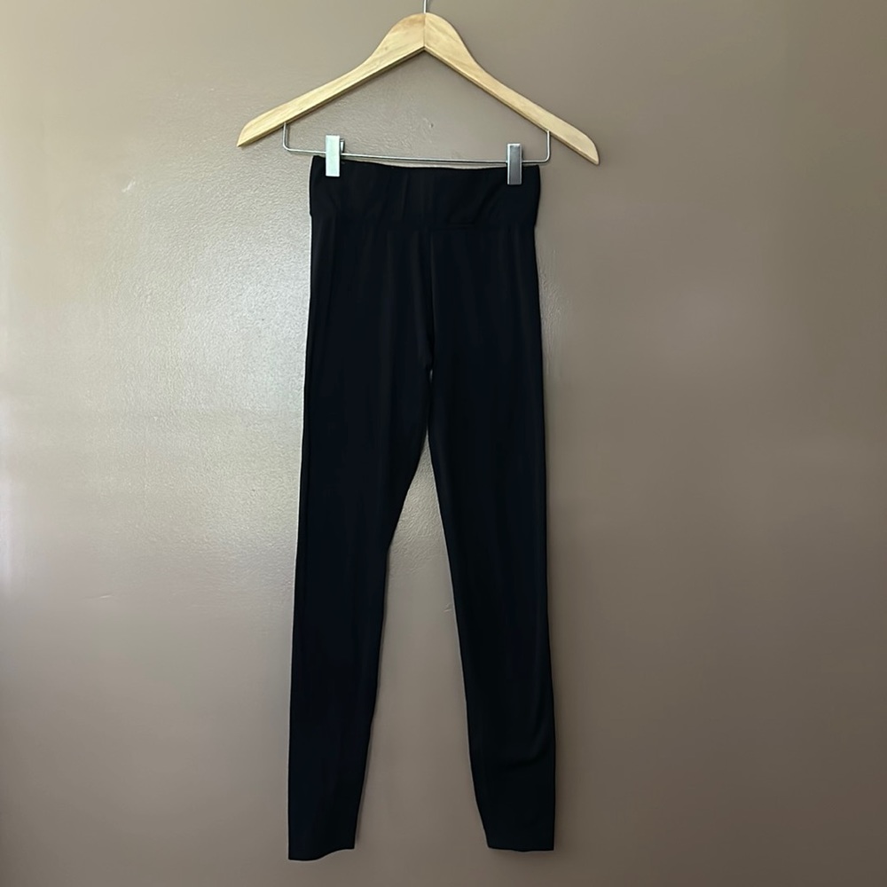 Born Primitive black leggings size XS